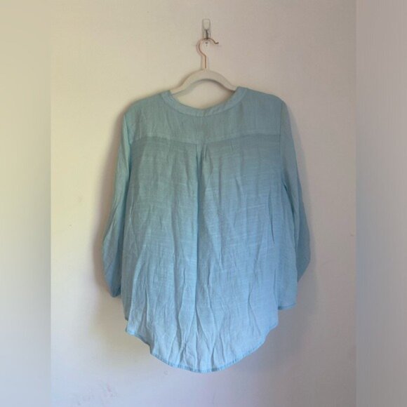Ruby Rd Petite XL Light Blue Button-Down Blouse W/ Roll-Tab Sleeves - Picture 3 of 8
